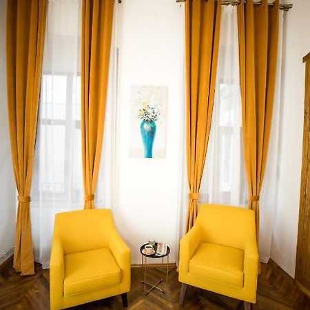 Appartamento Apartament Luxor Turda Esterno foto